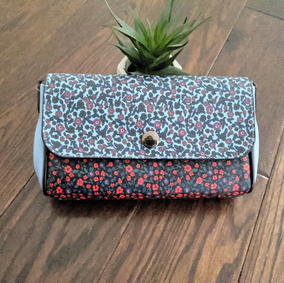 COACH Reversible Crossbody/Clutch - Picture 2 of 5